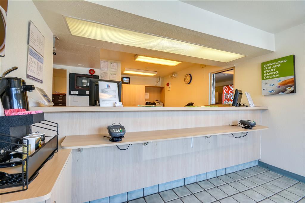 Rodeway Inn Tillmans Corner Wnętrze zdjęcie