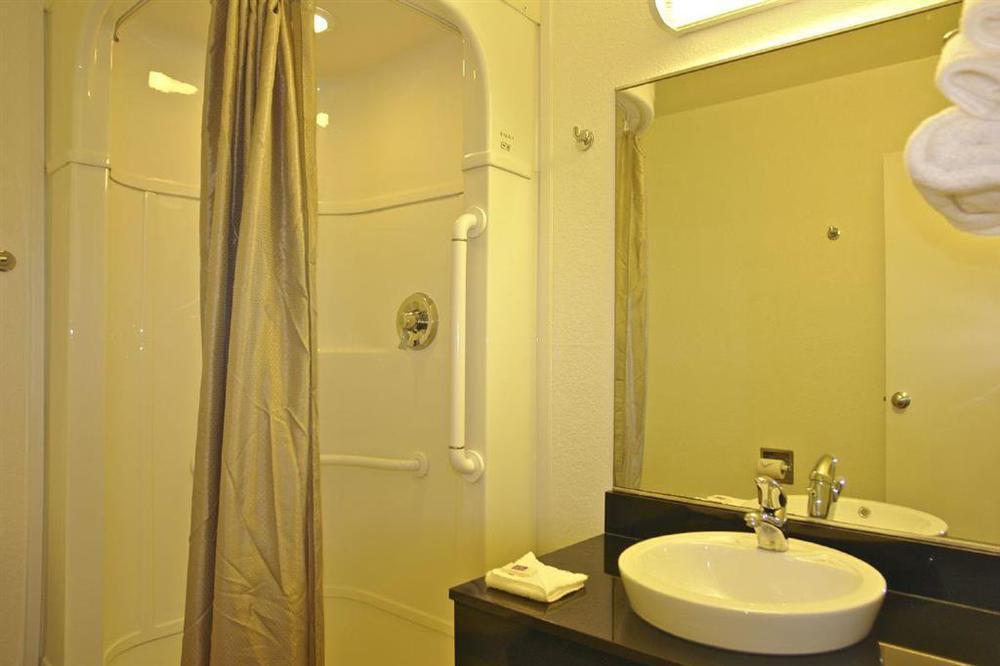 Rodeway Inn Tillmans Corner Pokój zdjęcie